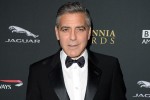 Итальянские власти защитят Клуни от фанатов