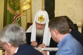 Патриарх Кирилл выдаст награду ученым за труды
